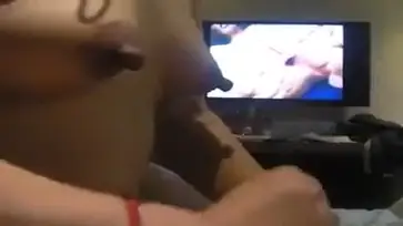 Bokep Abg Nonton Sambil Ngocokin Pentil Kenceng poster